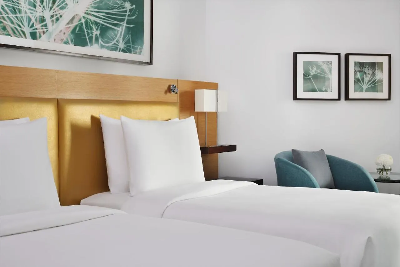 Moevenpick Hotel Jumeirah Beach Dubaj