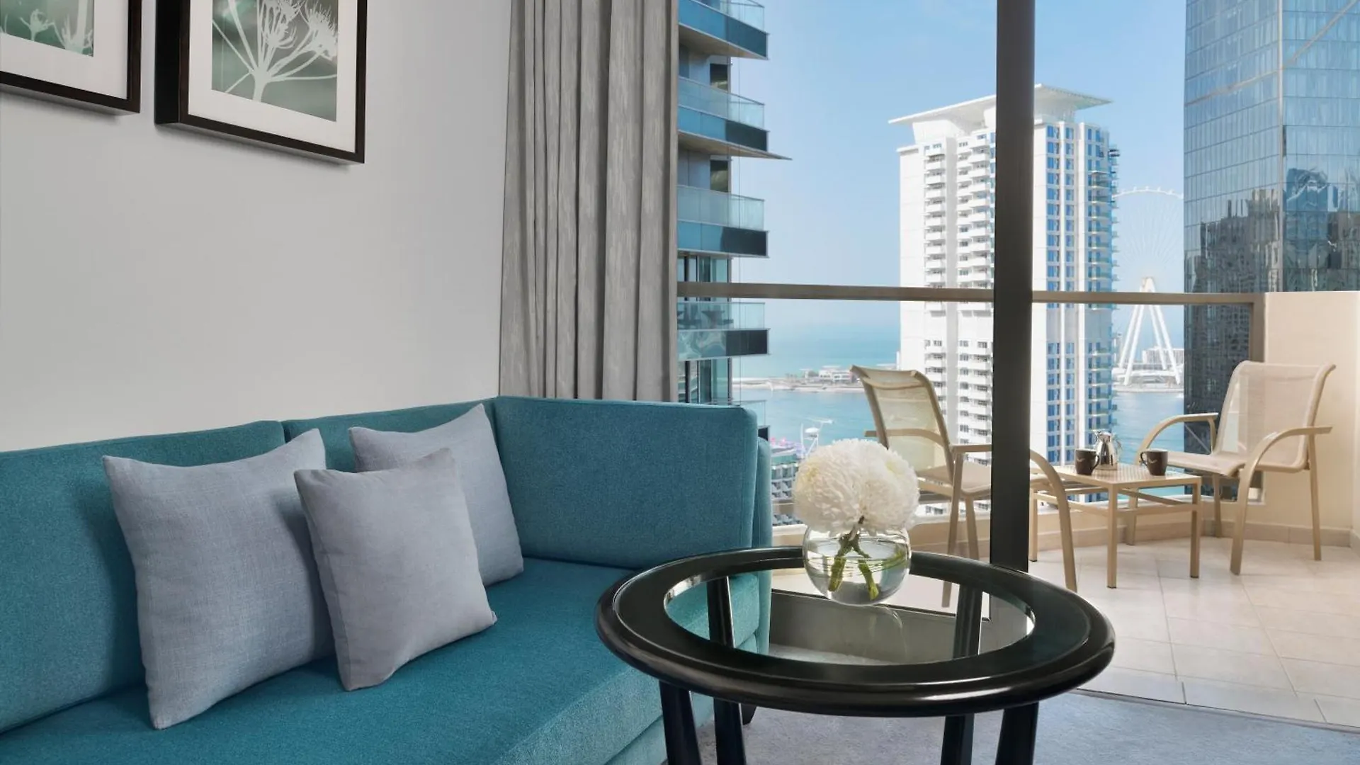 Moevenpick Hotel Jumeirah Beach Dubaj