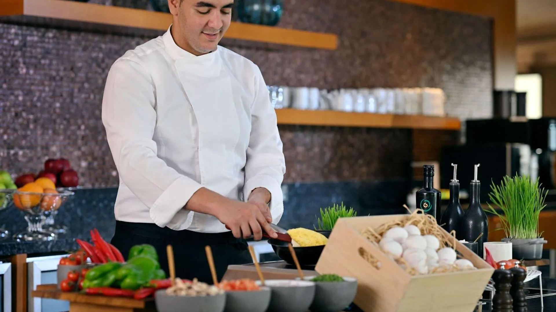 *****  Moevenpick Hotel Jumeirah Beach Dubai United Arab Emirates