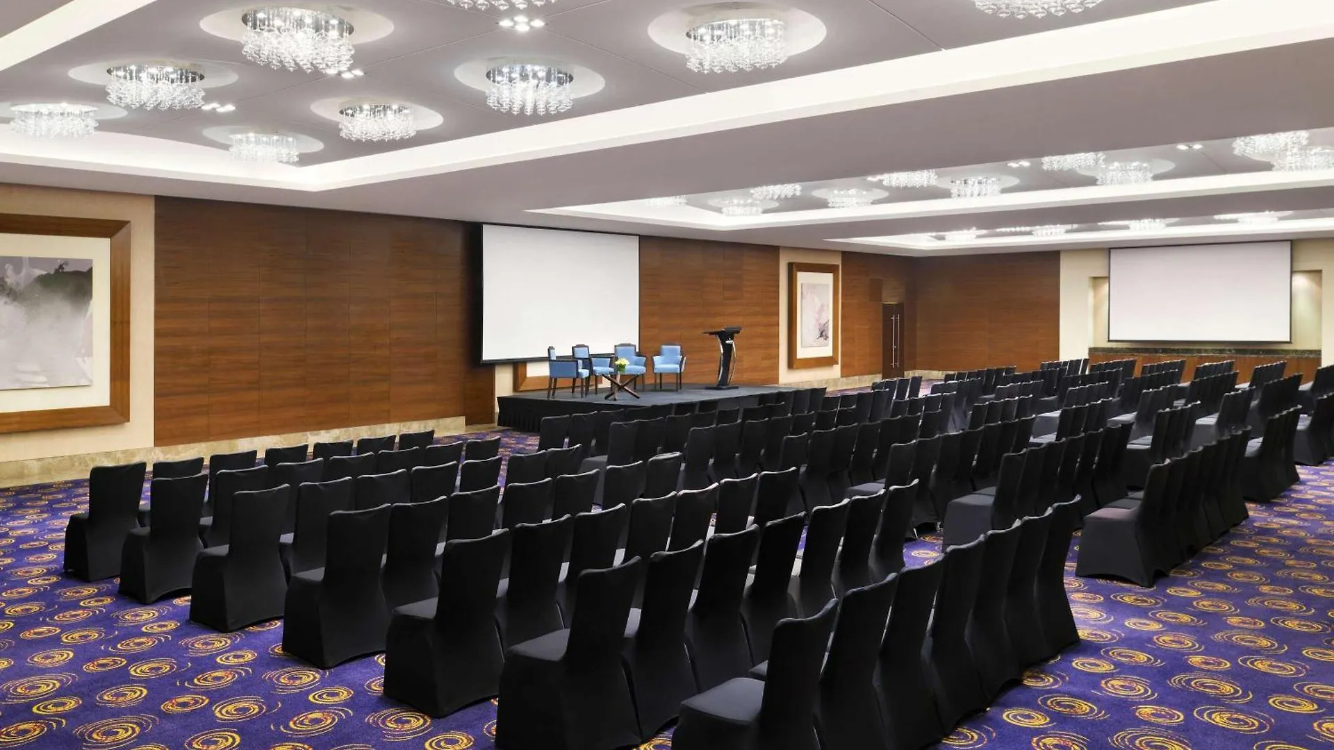 *****  Moevenpick Hotel Jumeirah Beach Dubai United Arab Emirates